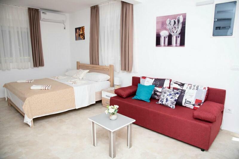 Apartments Nino Skadar Lake เวียร์ปาซาร์ ภายนอก รูปภาพ